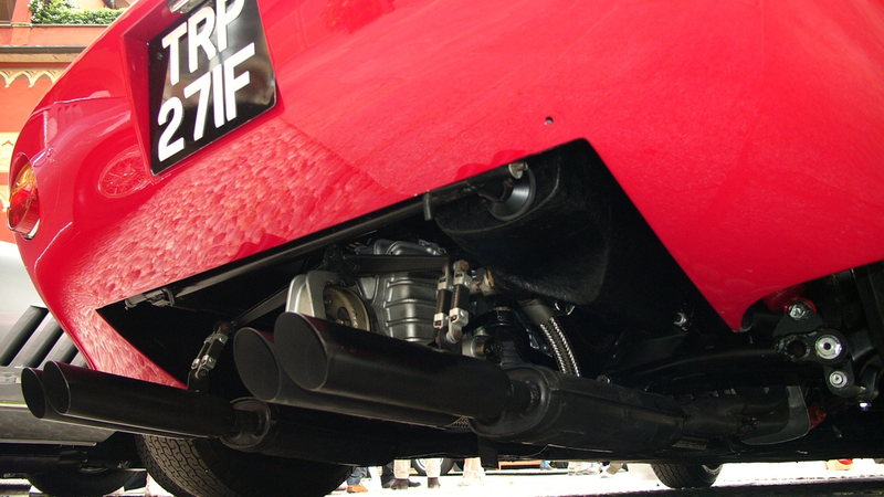 Illustration for article titled Searching for crap angles on the Alfa Romeo 33 Stradale
